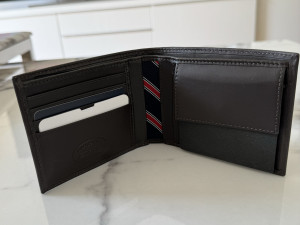 *TOMMY HILFIGER* Novcanik (muski)