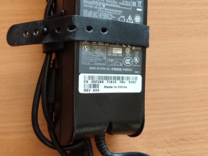 Original punjač / adapter Dell za laptop - 19.5 V - 4.62 A