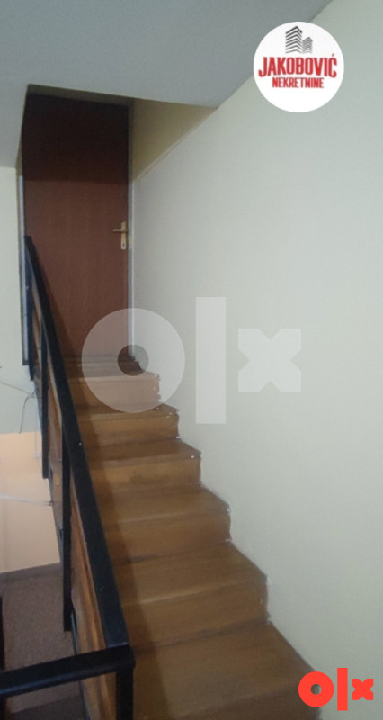 Trosoban stan u centru grada,81m2 9