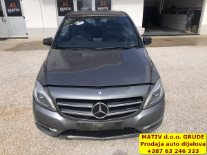 Mercedes B klasa w246 180 CDI 2014 DIJELOVI Djelovi
