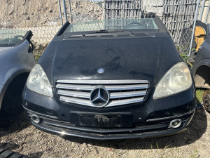 Mercedes A klasa (169) 08/10 - dijelovi