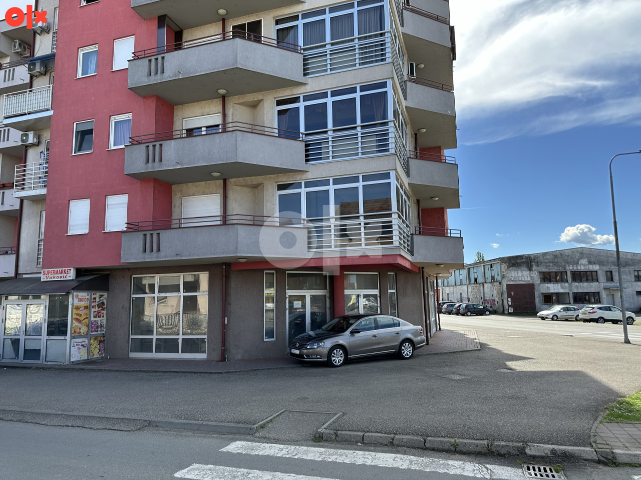 Poslovni prostor u Gradišci - 261,15 m2 2