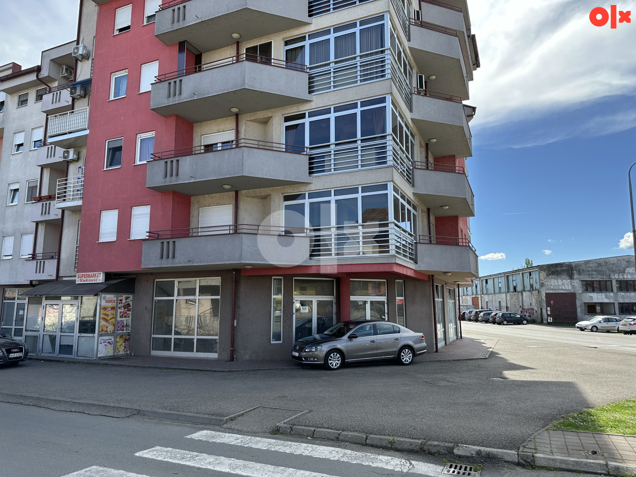 Poslovni prostor u Gradišci - 261,15 m2 4