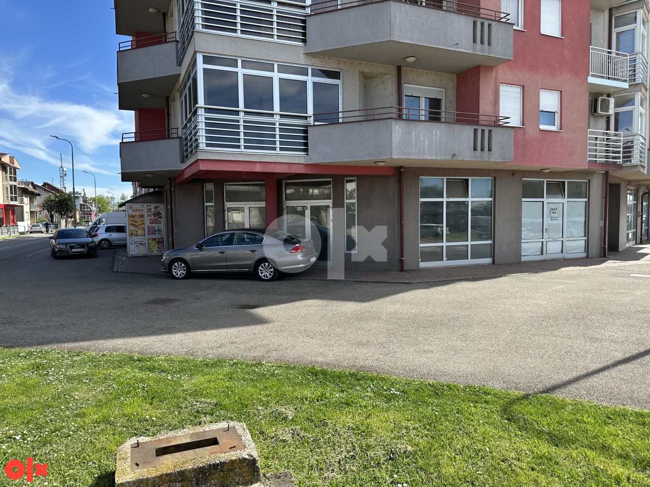 Poslovni prostor u Gradišci - 261,15 m2 5