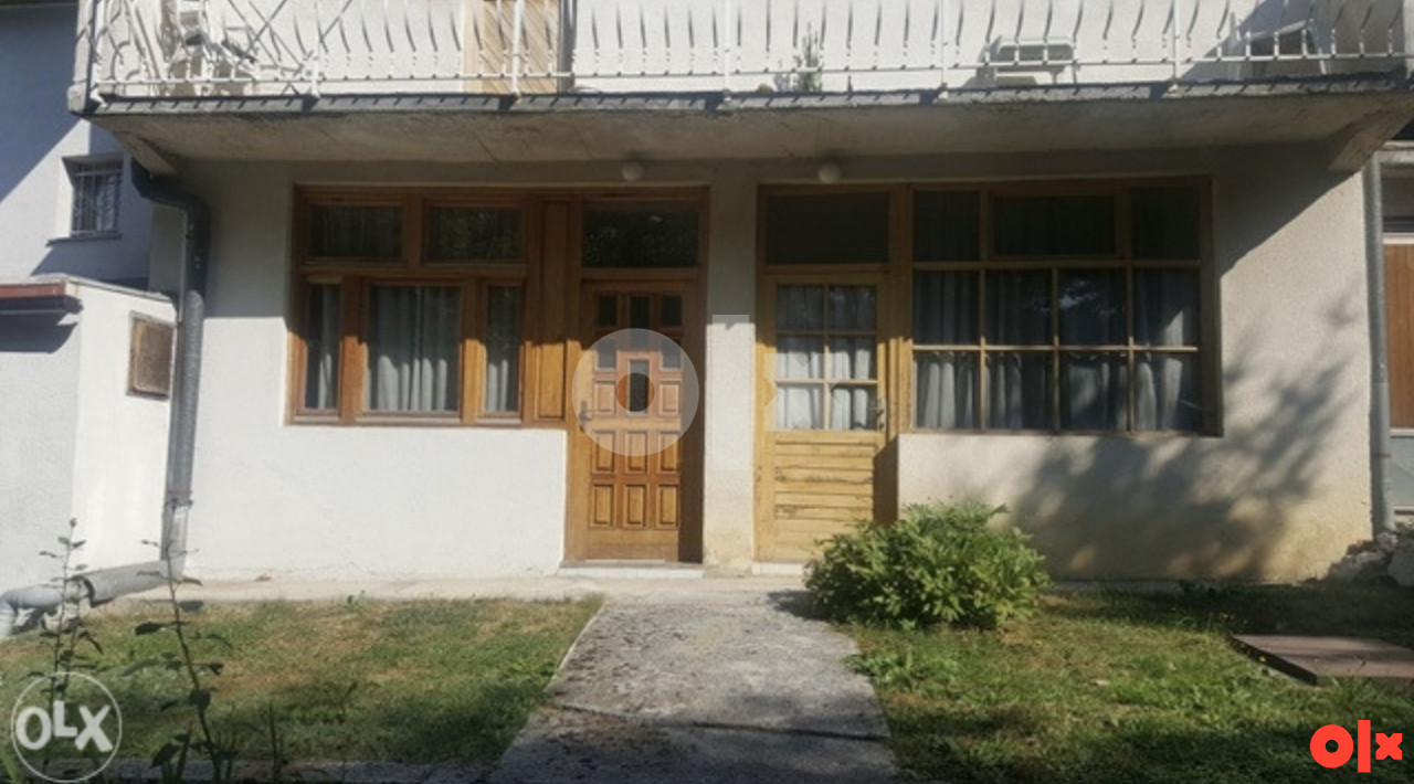 KOMPLET KUCA SA GARAZOM,BEZ NAMJESTAJA,STARI DIO GRADA 5