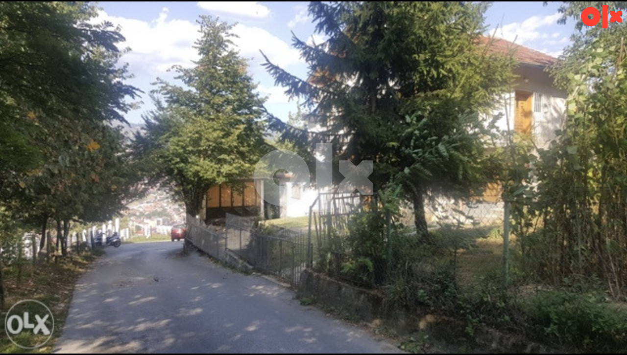 KOMPLET KUCA SA GARAZOM,BEZ NAMJESTAJA,STARI DIO GRADA 3