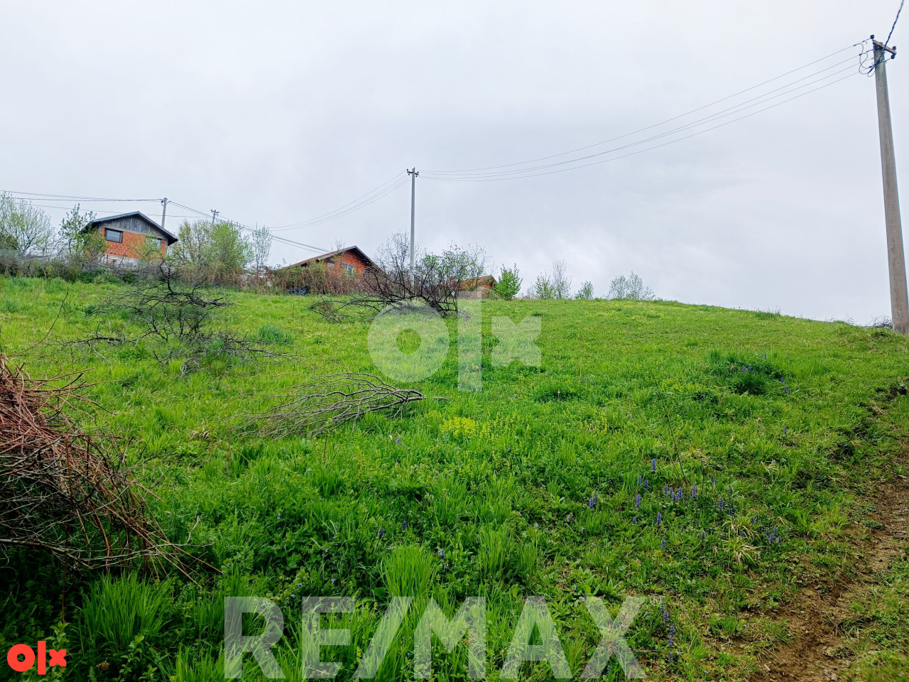 Placevi od 503m2 do 522m2 na Laušu 3