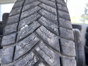 2 gume 215 75 16c Optimus