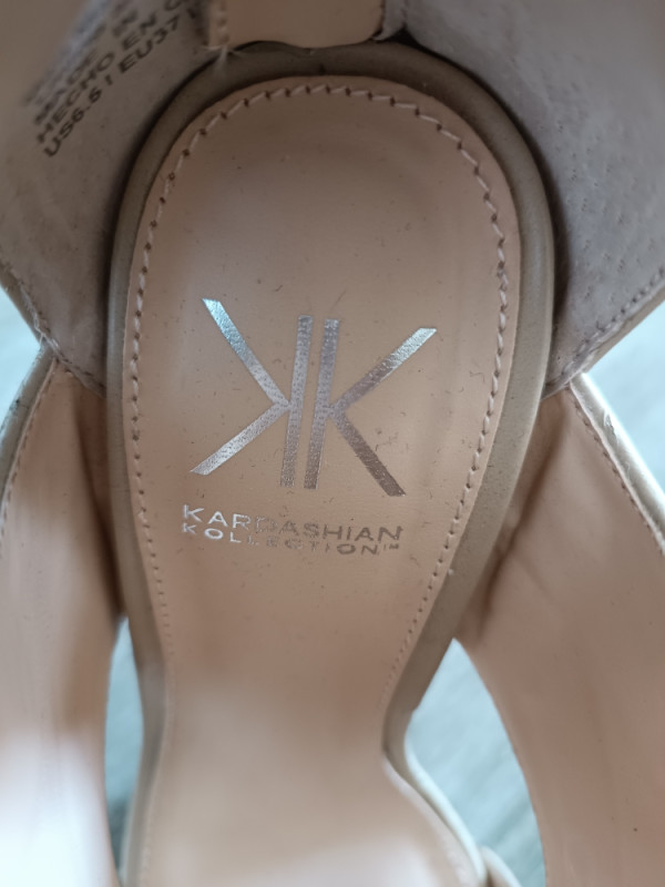 Kim Kardashian Cipele stikle sandale
