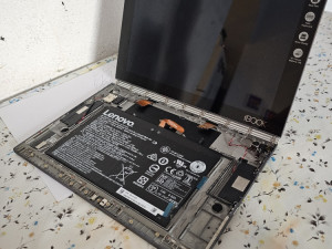 Lenovo Yoga Book Za Djelove