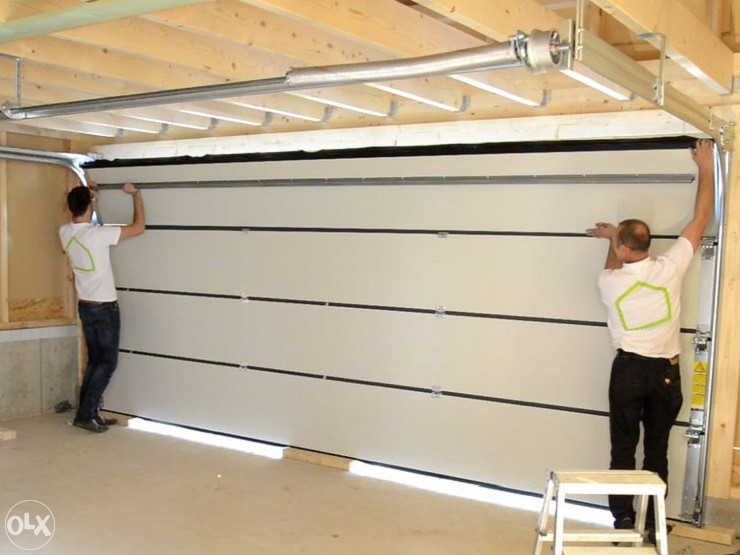 Garažna vrata (sekciona) PVC Stolarija Roletne Ograde