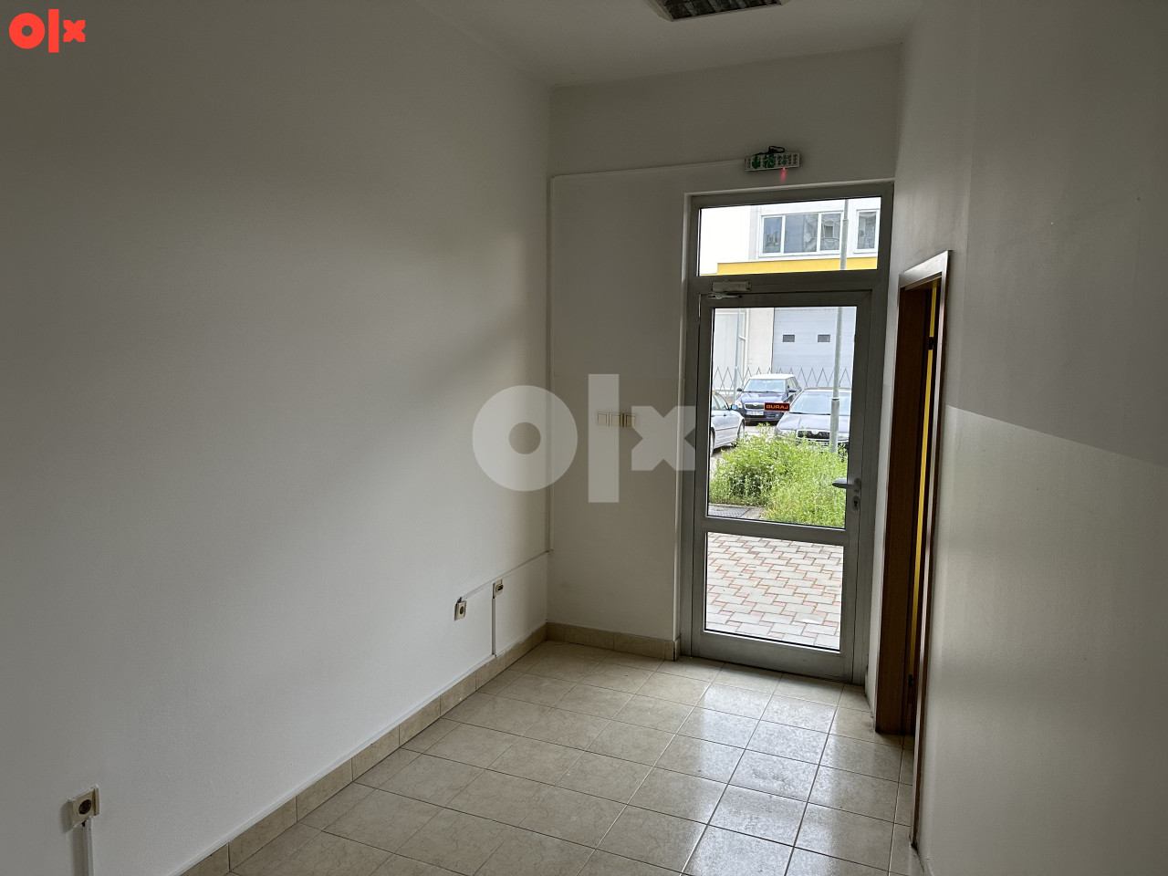 Poslovni prostor u Lazarevu - 127 m2 17