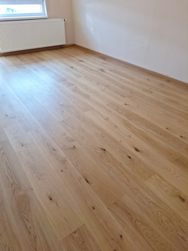 Parket gotovi troslojni pod parketi hrast
