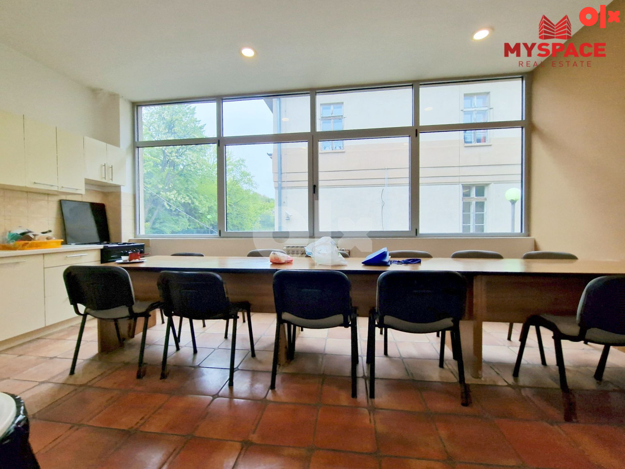 MY SPACE/ Poslovni prostor/ Dolac Malta/ 1584m2 11