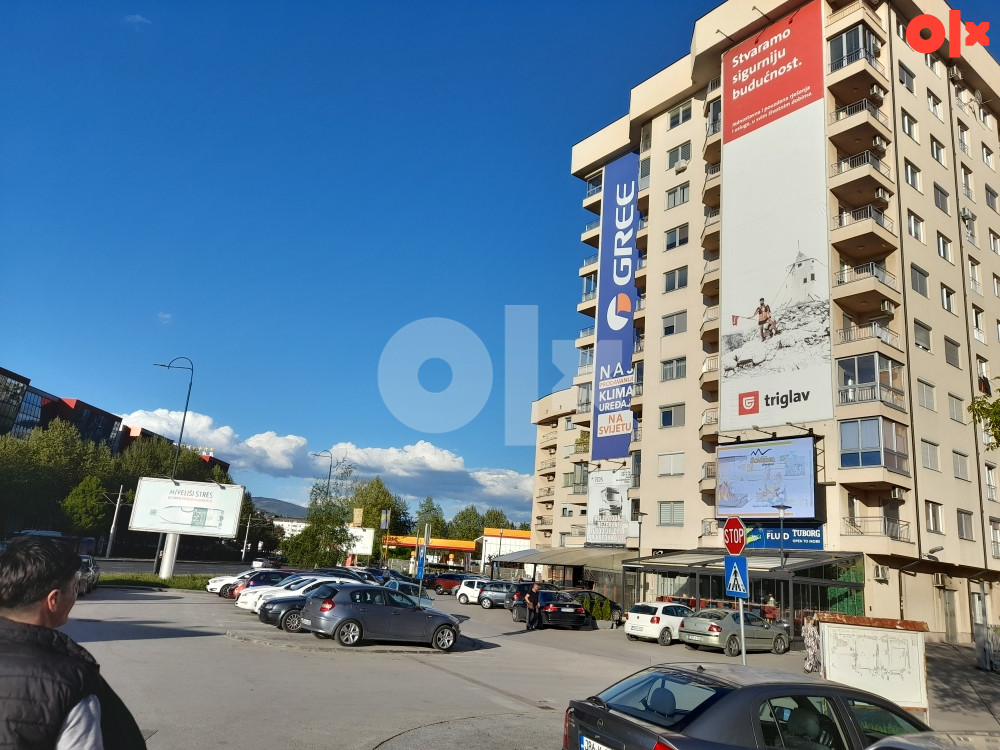 STAN NA DAN-STUP, TIBRA 1, TOP LOKACIJA KOD HOTELA RADON PLAZA 25