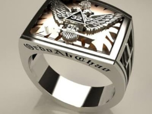 Muski prsten prstenje