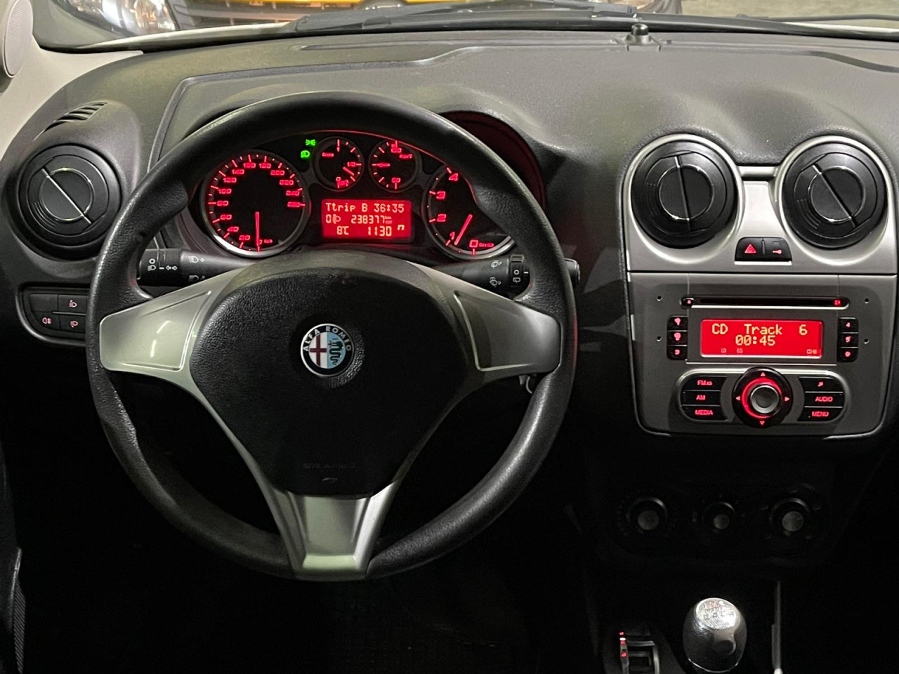 ALFA MITO 1.4 BENZIN, 2011 GODINA, ALU FELGE, CD-MP3