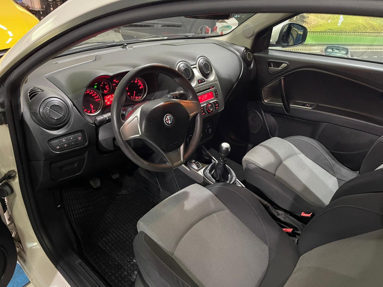 ALFA MITO 1.4 BENZIN, 2011 GODINA, ALU FELGE, CD-MP3