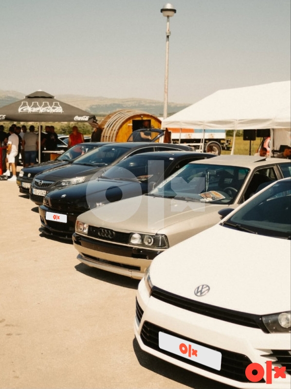 Audi 80