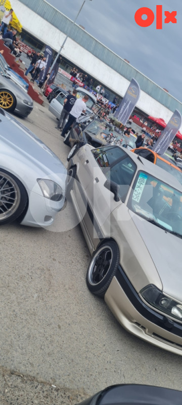 Audi 80