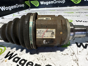 Poluosovina lijeva Toyota RAV4 2008 (fotografija 8)