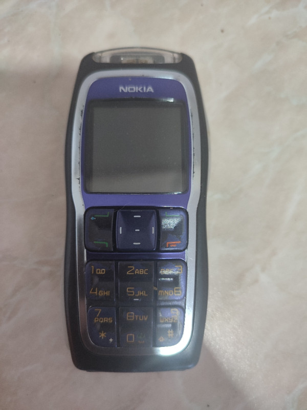 Nokia 3220