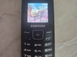 Samsung E1200 na sve kartice