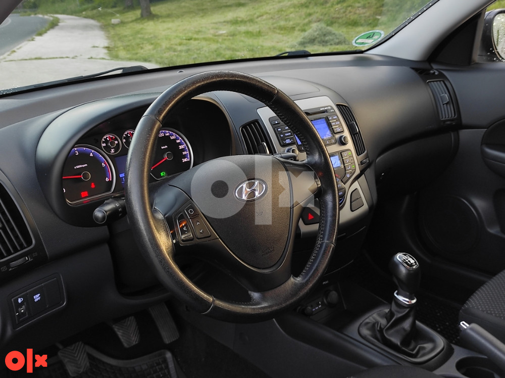 Hyundai i30 CW 1.6 16v CRDi 2011.g ČITAJ DETALJNO