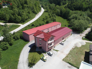 Poslovni objekat/kancelarije/magacin/Pale/700m2