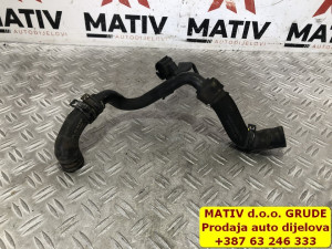 Crijevo VODE Audi A3 8P 2,0 TDI 03L122157E 2009
