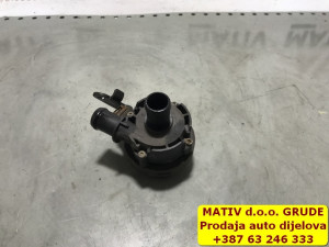POMOĆNA pumpa vode Audi A3 8V 2,0 TDI 2013 5G0965567