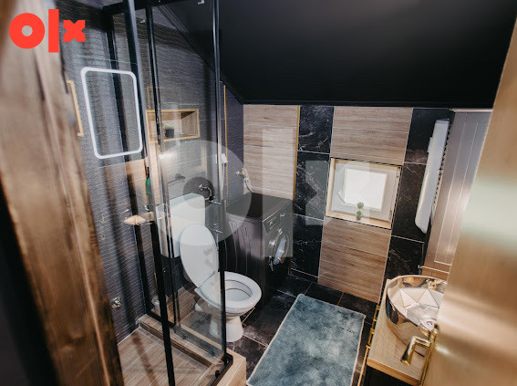 TRI LUKSUZNO OPREMLJENA STAN NA DAN Jacuzzi Djakuzi 3