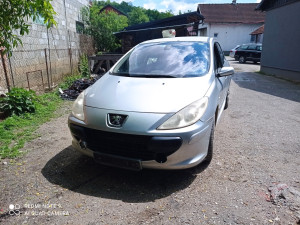 Peugeot 307 pezo 307 dijelovi facelift 1.6 hdi