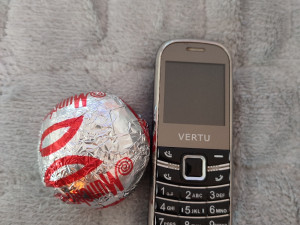 Mobitel vertu mali kineski nema baterije