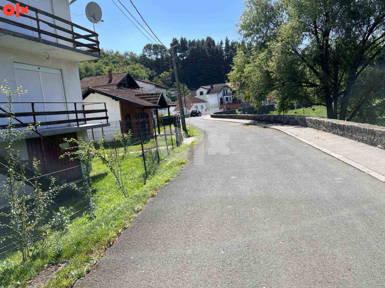 Kuća u Novom Gradu-Bos. Novi, s dodatnim objektima 3