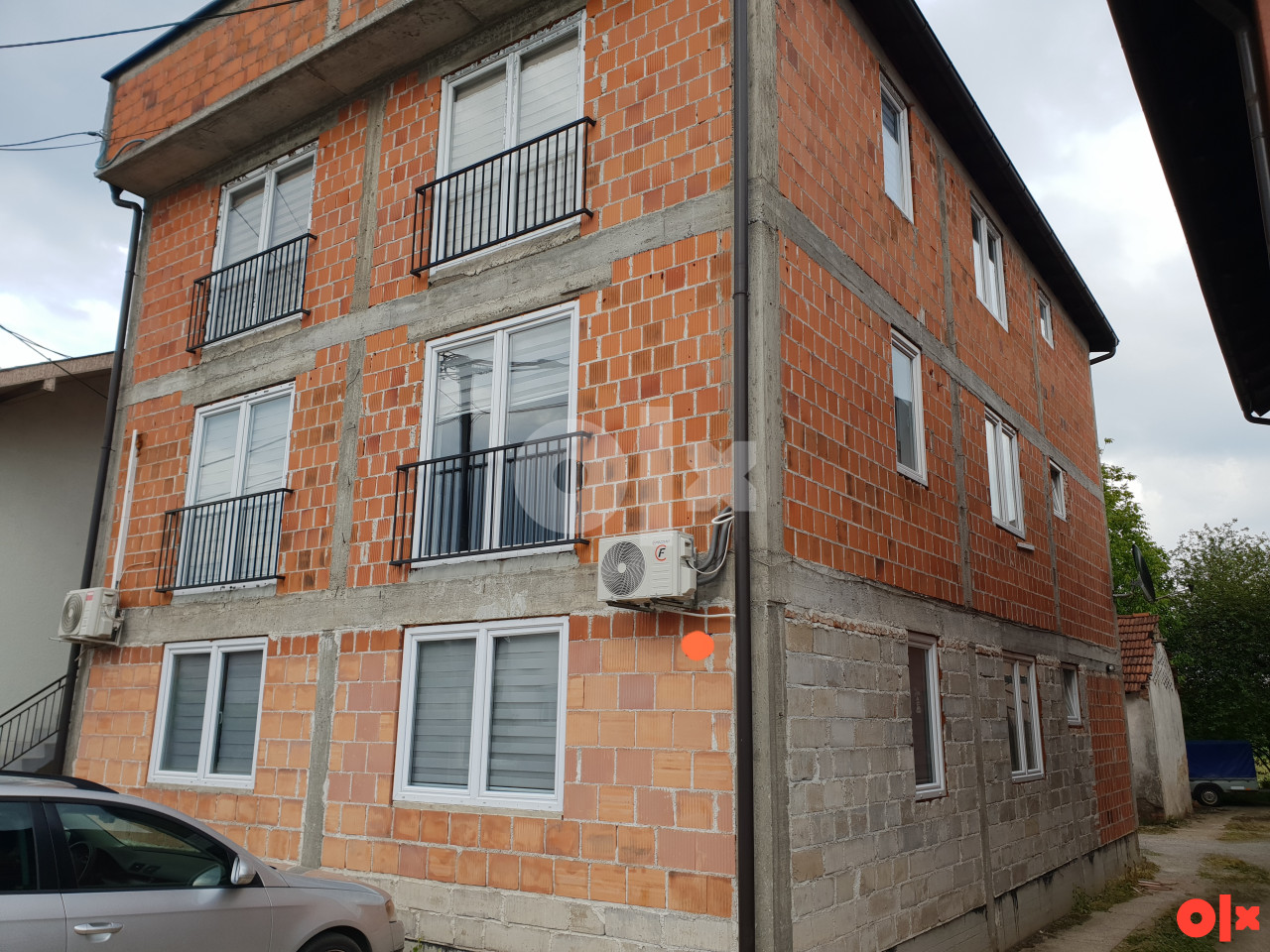 Kuća Prijedor blizu centra sa ŠEST stanova TOP INVESTICIJA
