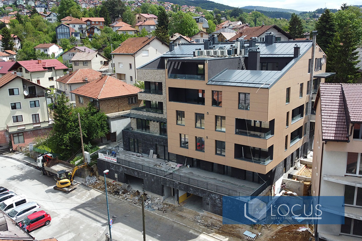 LUKSUZNA NOVOGRADNJA,CENTAR! PENTHOUSE 126-171m2 3