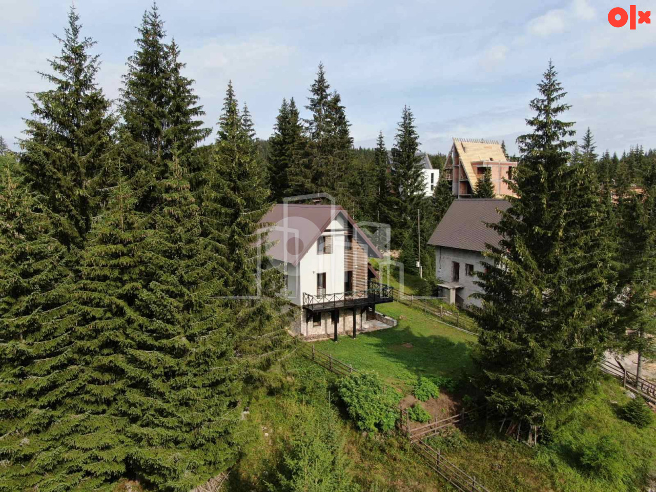 Odlična vikend vila Dvorišta Jahorina na placu od 500m2 16