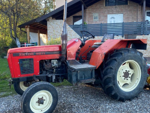 Traktor Zetor 52 11