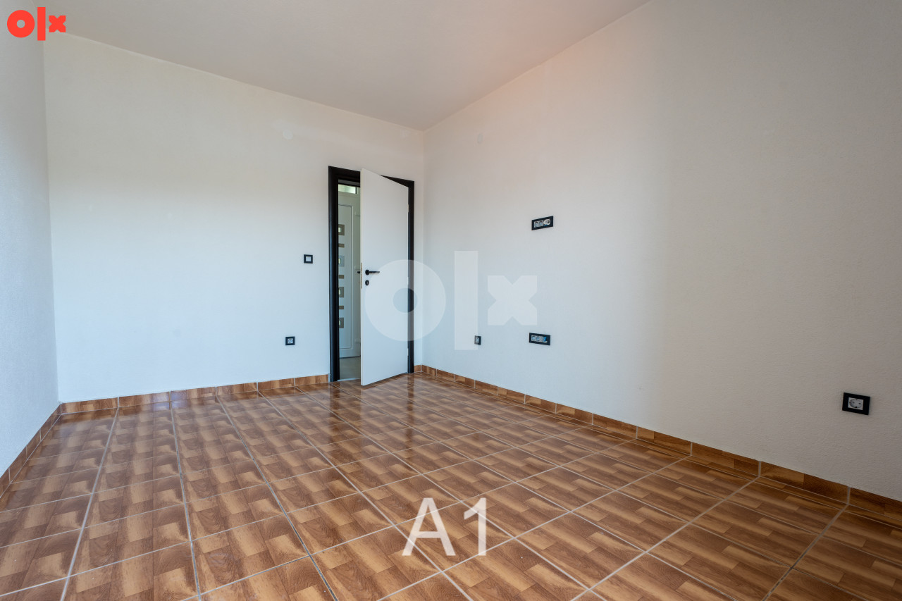 Apartmani, garaže i parkinzi u Neumu, zamjena za Sarajevo 5