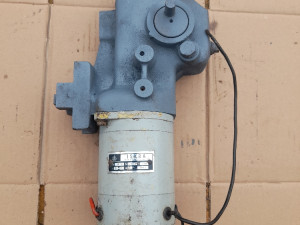 ISKRA UF-60 220v Elektro motor sa reduktorom puž elektromotori