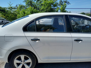 Škoda Rapid 1.6 TDI 2013 | zadnja desna vrata