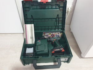 Aku bušilica METABO BS 18 2 x 2Ah