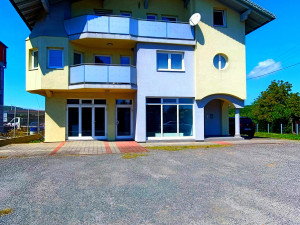 Kuća novije gradnje sa tri stana u Jakupovcima photo 3