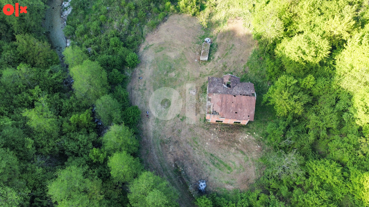 Kuća sa zemljistem 6.895m2 na rijeci Bijela,Konjic 3