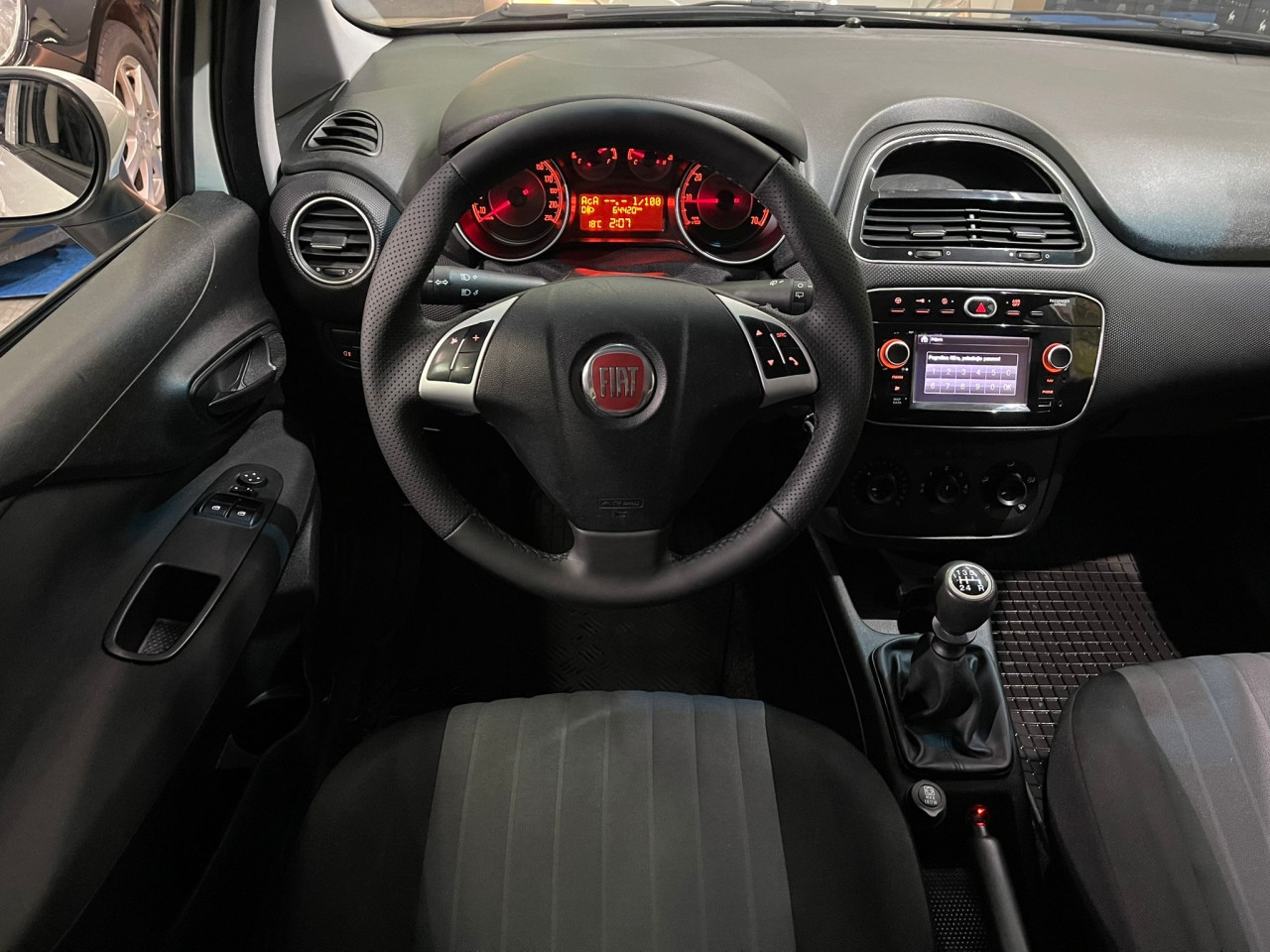 FIAT PUNTO 1.4i BENZIN/LPG, 2019 GODINA, NAVIGACIJA