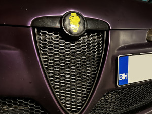 Prednja Maska Alfa Romeo 147 HoneyComb Grill