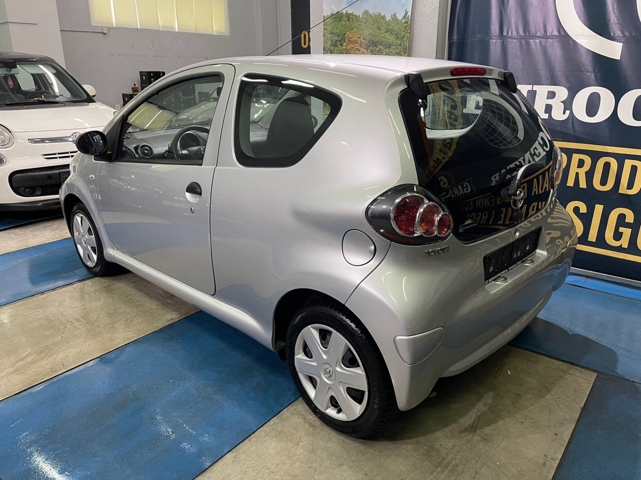 TOYOTA AYGO 1.0 BENZIN, 2011 GODINA