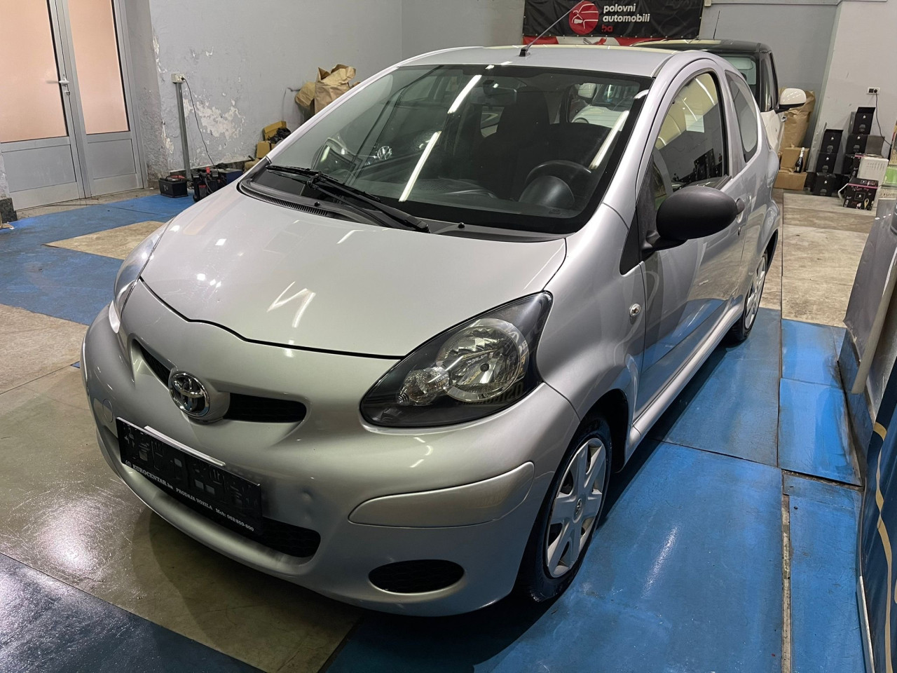 TOYOTA AYGO 1.0 BENZIN, 2011 GODINA