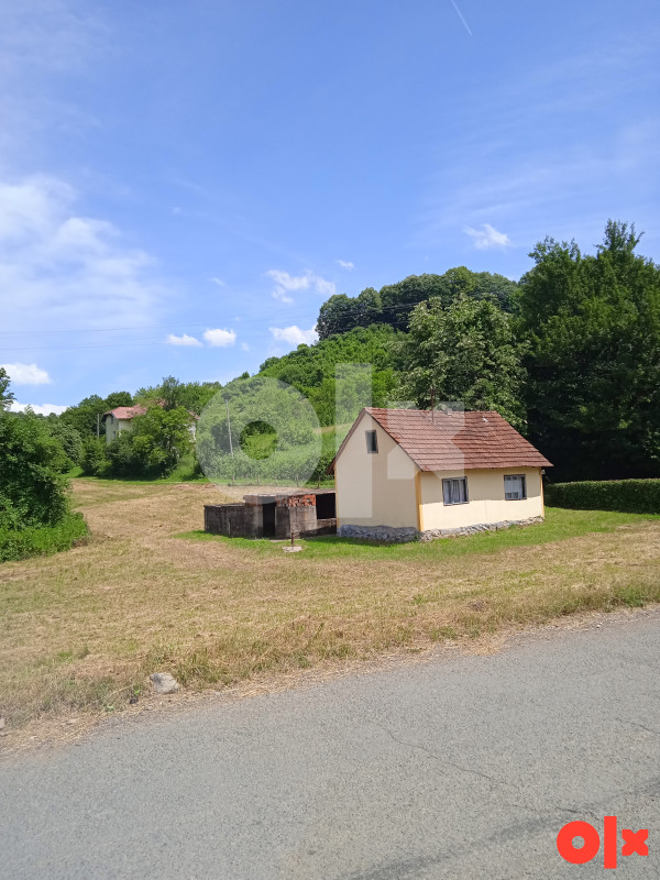Kuća Kozarska Dubica, Mlječanica 45m2 na 2 duluma i 300 kvadrata 2